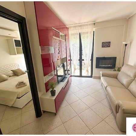 Апартаменты Eva Le Residenze Марко-Симоне Экстерьер фото